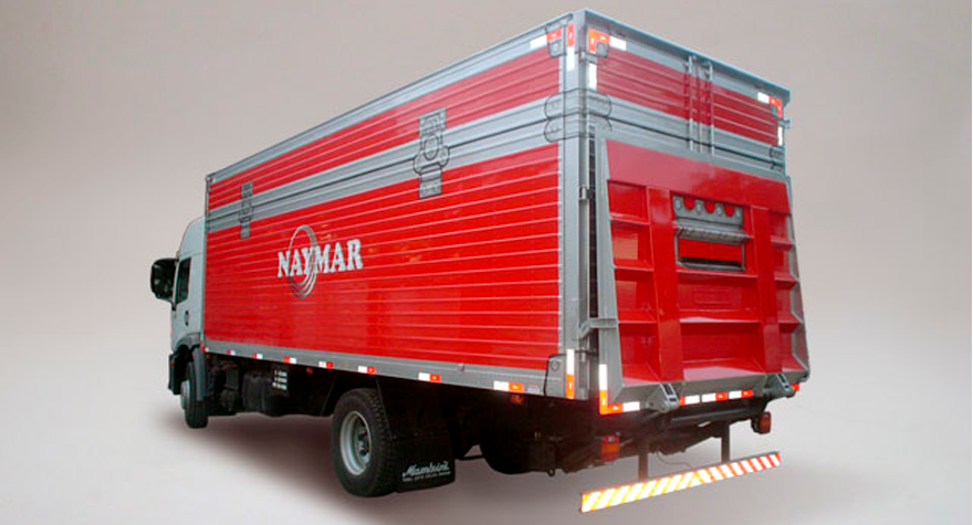 Baú Carga Seca com Plataforma Hidráulica